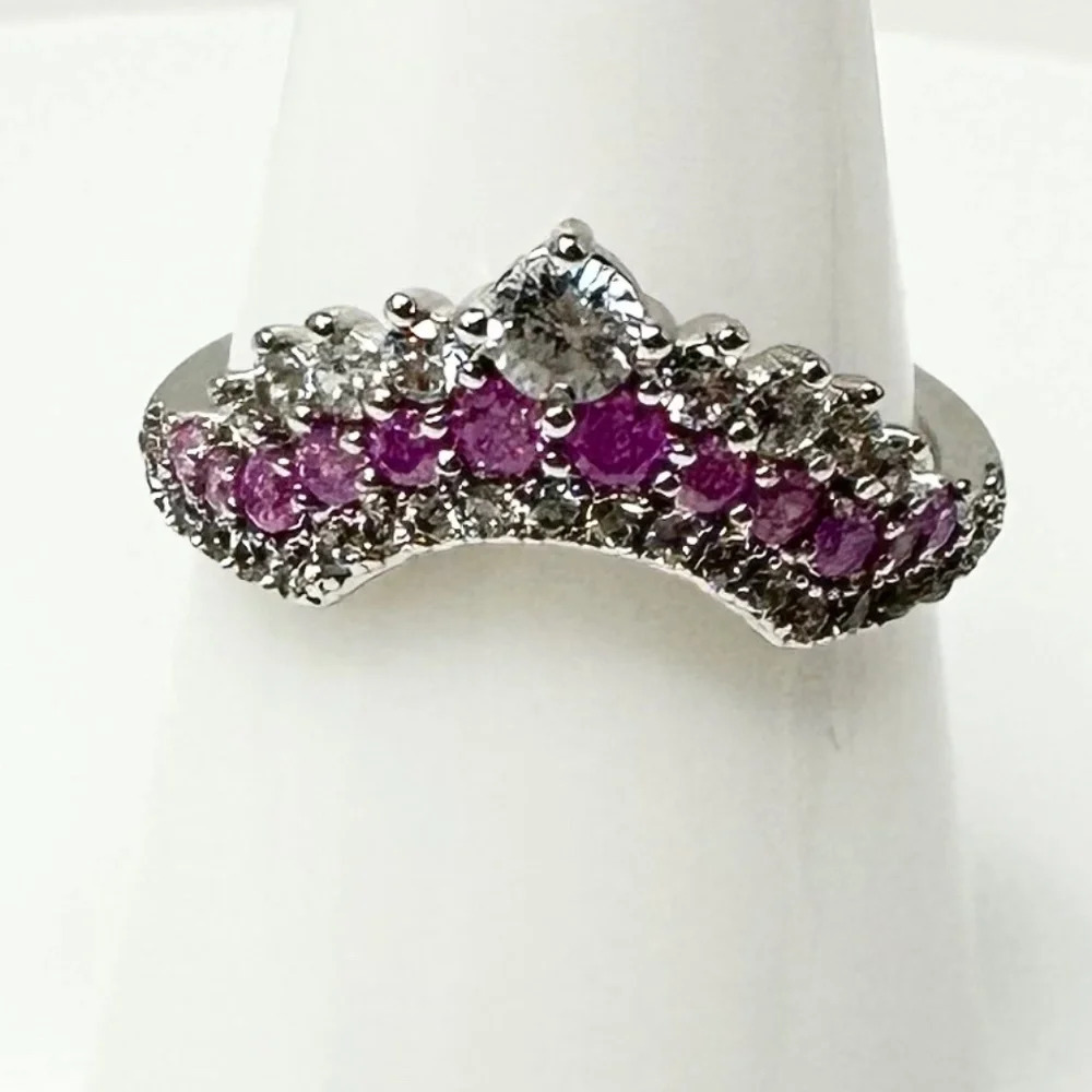 Bomb Party Classic + Timeless Style Iris Ice Crystal Ring NWT Size 8